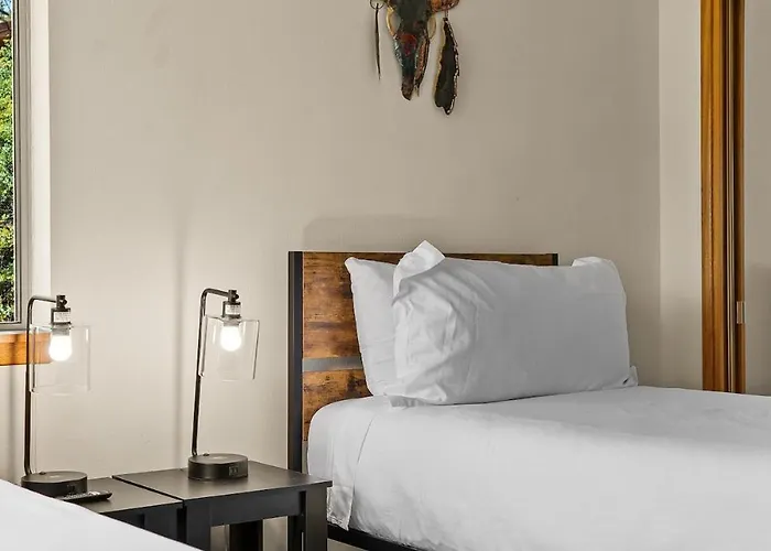 Vakantiehuis Secluded Mountain Shadows Escape With Yoga