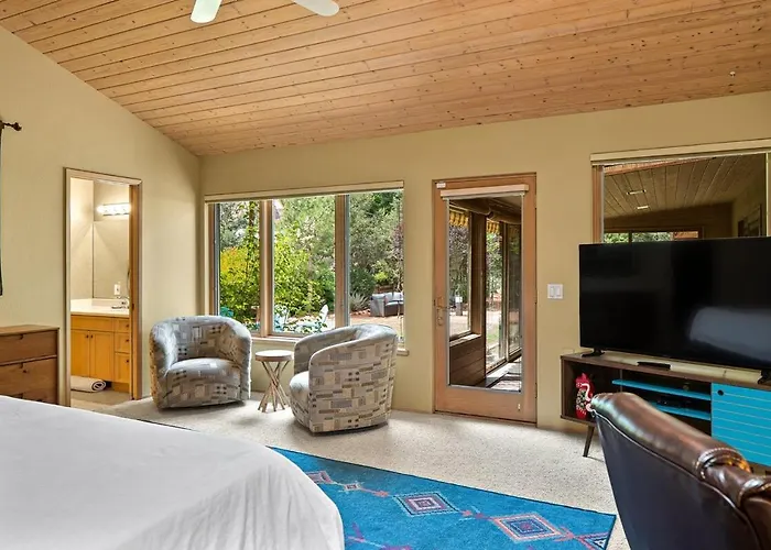 Vakantiehuis Secluded Mountain Shadows Escape With Yoga *